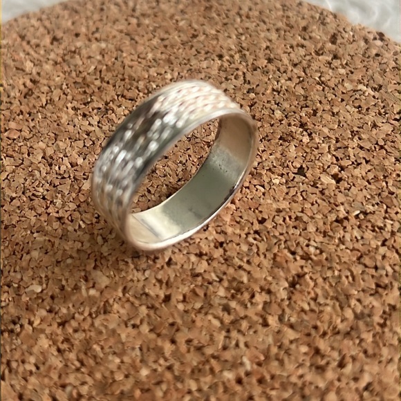 Vintage Estate Sale Men’s Triple Rope Cable Twist 925 Silver Band Ring - Picture 16 of 16